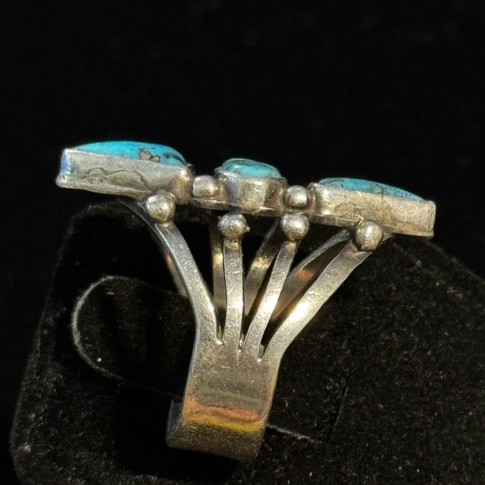 Raymond Hill Vintage Native American Turquoise Heavy Sterling Silver Ring Sz 6.5 - Picture 3 of 9